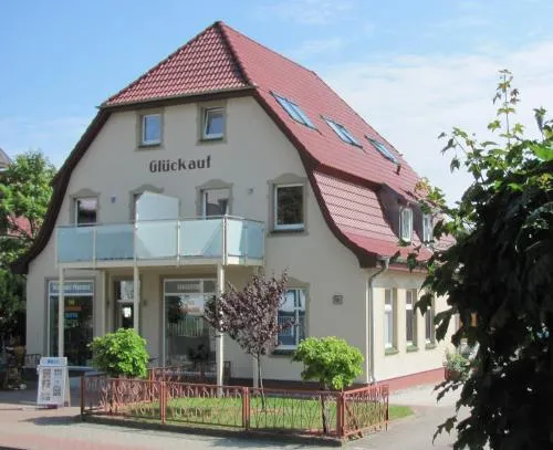 Ferienwohnungen Haus Glückauf in Ostseebad Kölpinsee, Deutschland