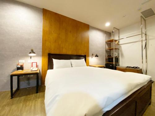 Taichung Old F Hotel – Taichung, KY