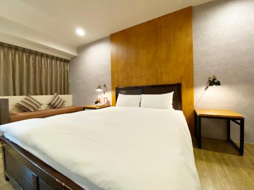 Taichung Old F Hotel – Taichung, KY