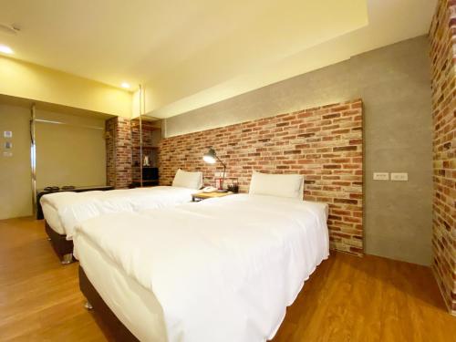 Taichung Old F Hotel – Taichung, KY