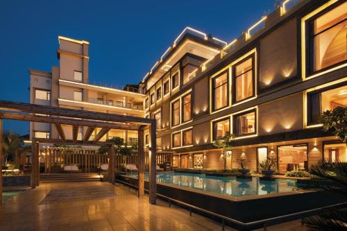 Hotelli välisilme, Ramada by Wyndham Varanasi Katesar in Varanasi