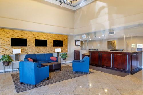 Comfort Inn & Suites Huntington Beach