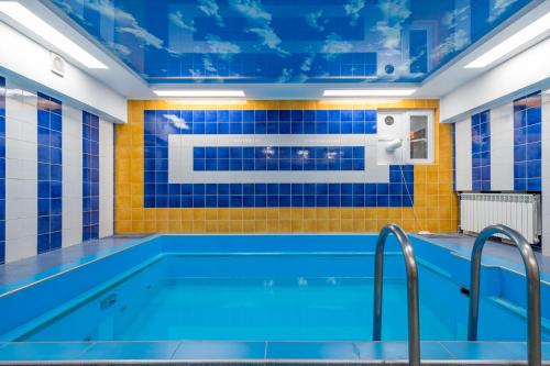 Szauna, Чевермето-Ірен in Dubnivskyi