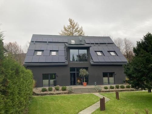 Black House 88