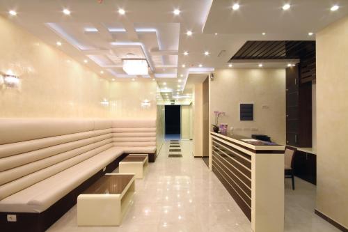 Hotel Shine