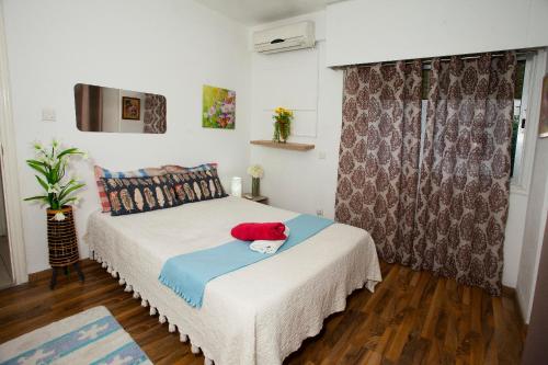Nefeli Sea Side, Boutique Apartment, Limassol