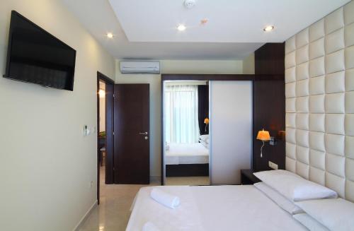 Hotel Shine - image 11