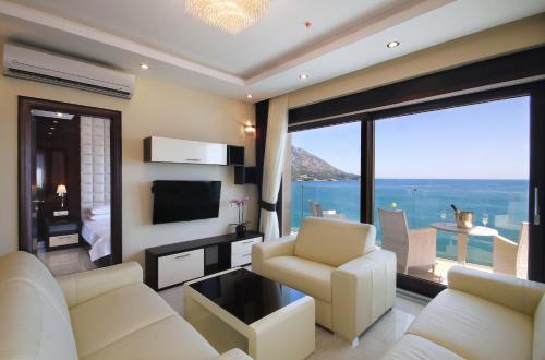 Hotel Shine