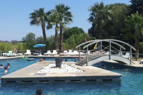 LA MARINE Mobil Home TRI 18 - 3ch6 pers Camping 4 gîte à louer Le Grau-du-Roi