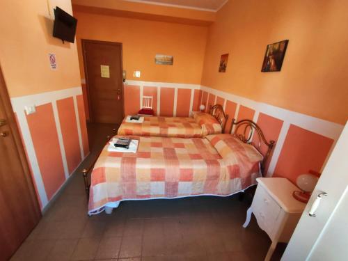 Hotel Serenella - image 14