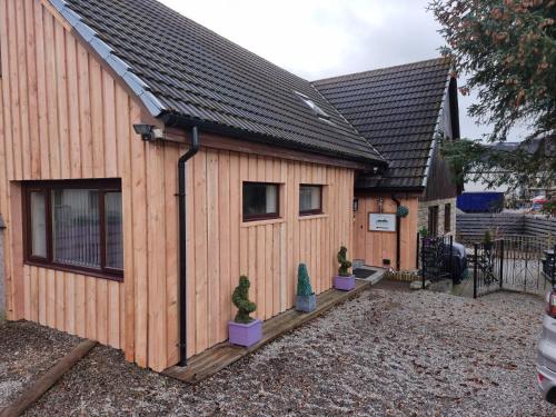 Carn Mhor Bed and Breakfast - Accommodation - Aviemore