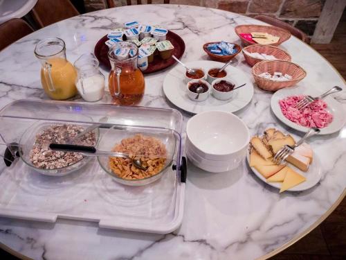 Logis La Chaumière Saint-Maurice (Logis La Chaumiere Saint-Maurice) in 托朗格利耶爾