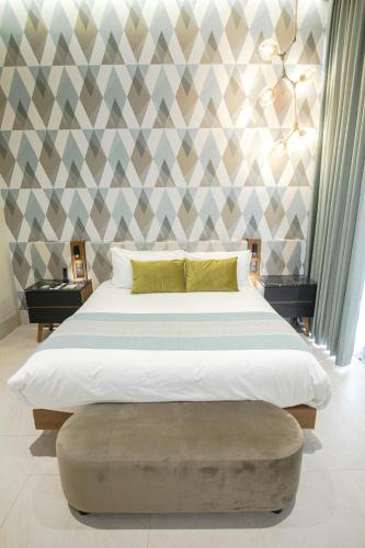 336103629 Becquer Hotel Guadalajara