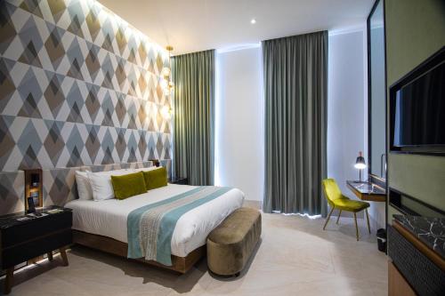 336103639 Becquer Hotel Guadalajara