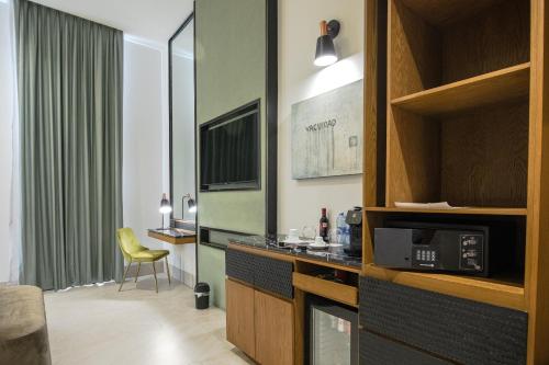 336103657 Becquer Hotel Guadalajara
