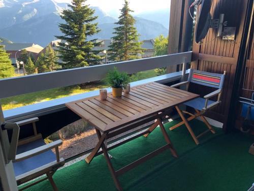 appartement dans Residence du Roche Mantel -alpes huez face a l'AlpExpress - Location saisonnière - Huez