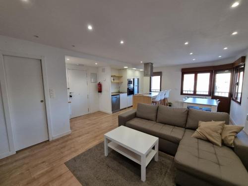 102A Apartamento moderno 2 habitaciones