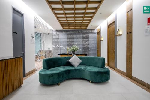 336111458 Becquer Hotel Guadalajara