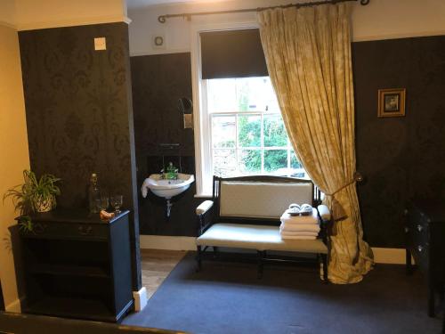 Traditional 18th Century Farmhouse in Streatley photo 4