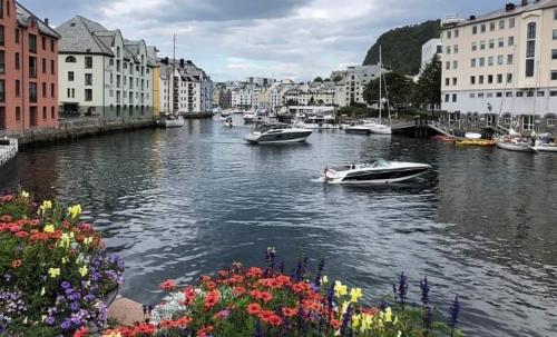 Koselig garasjeloft! in เกแรงเกอร์