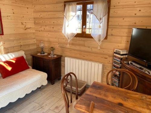 La cabane du bonheur gîte à louer La Gorge