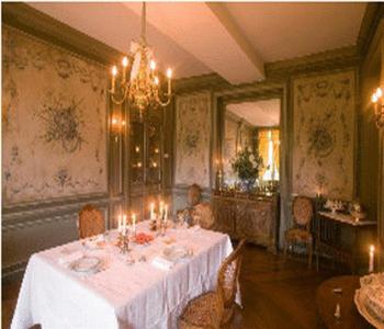 Ресторан, Chateau de Sarceaux in Вальфрамбер