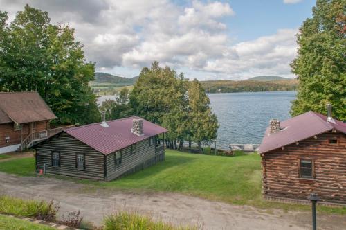 336129352 Mountain Lake Cottages