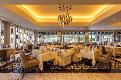 Moon Palace Golf & Spa Resort