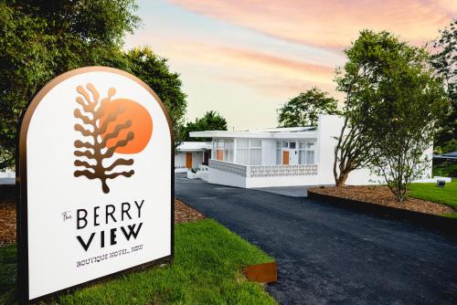 THE BERRY VIEW Berry