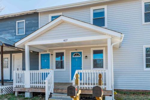 Refreshing 2-Bedroom Home in Central Hopewell in Hopewell, USA