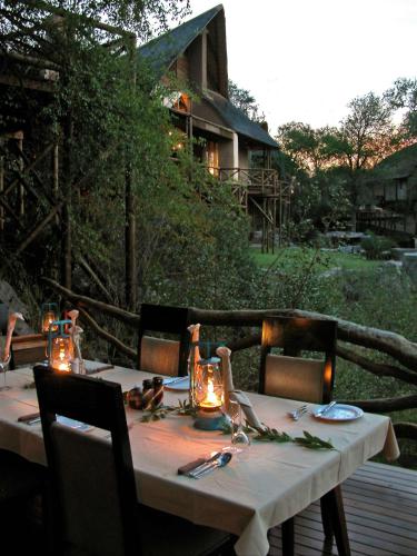 Lukimbi Safari Lodge