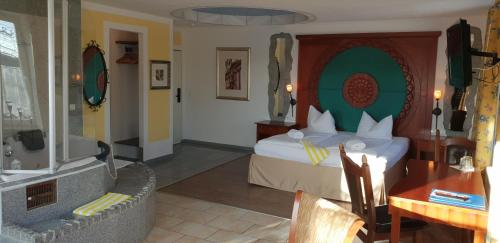 1 queen bed