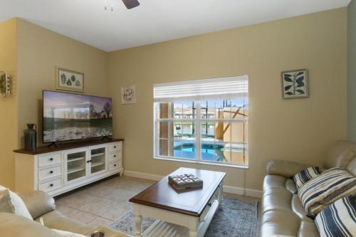 Beach Palm Disney Villa - image 6