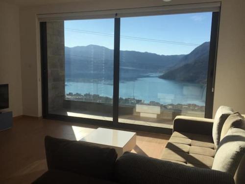 Peaceful flat with pool & great view in Risan! - View 9