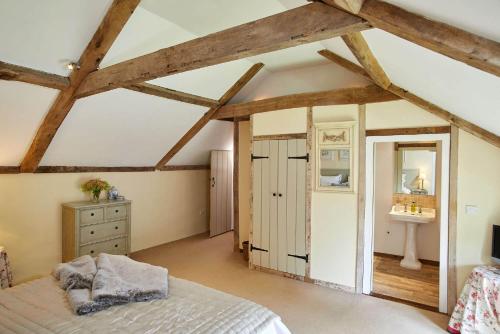Banningham Coach House - image 11