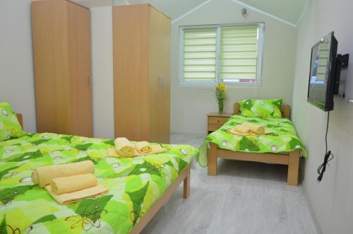Guest House Konak Iris - image 5