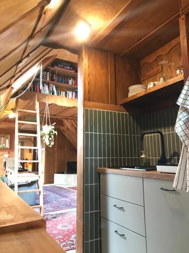 Guesthouse with 3 apartments, just outside Berlin, near to Tesla