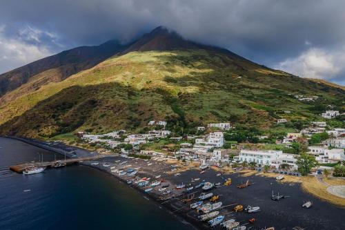A környék, Stromboli Suite Apartment with Terrace Volcano & Sea view in Stromboli