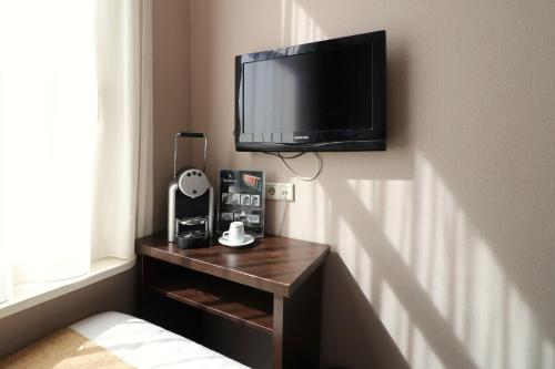 XO Hotels Van Gogh - image 10