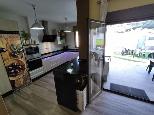 廚房, Villa Campoamor in 巴利亞雷斯