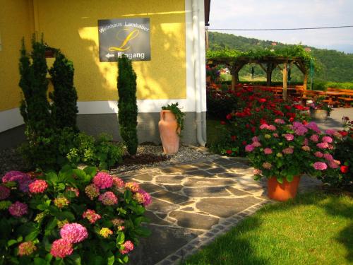 Weingut Lambauer - image 14