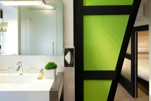 Hotel Le Colombier Suites - Room service disponible - image 10