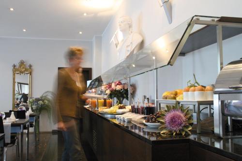 Schiller 5 Hotel - image 10