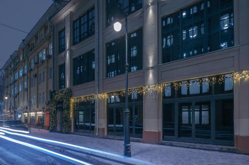 Bejárat, 11 Rooms Почасовая аренда near Lenin sírja