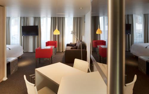 Hotel Le Pavillon 7 - Room service disponible - image 8