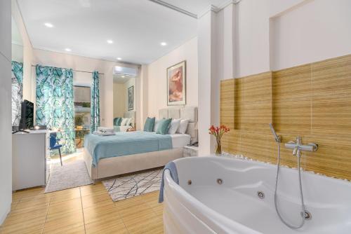 Zen Hotel Room Type - Suite with Hot Tub and Balcony