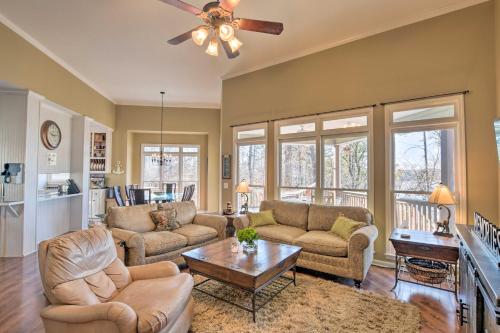 Lavonia Lake House with Private Dock and Bonfire! Lavonia Lake House with Private Dock and Bonfire!