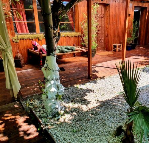 Удобства, L'Ecrin de Rûmi - Jacuzzi & Sauna - Spa japonais (L'Ecrin de Rumi - Jacuzzi & Sauna - Spa japonais) in Vaires-sur-Marne