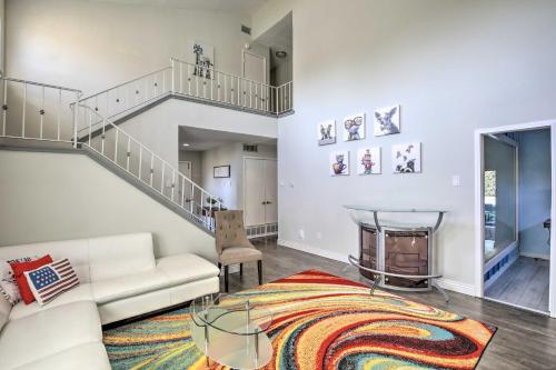Movie Room and Poolside Oasis Richardson Home! in Richardson, USA
