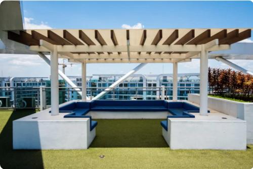 AZURE URBAN RESORT - PARANAQUE MANILA NEAR TERMINAL UNLIMITED WIFI and Netflix, Manila (photo 9)